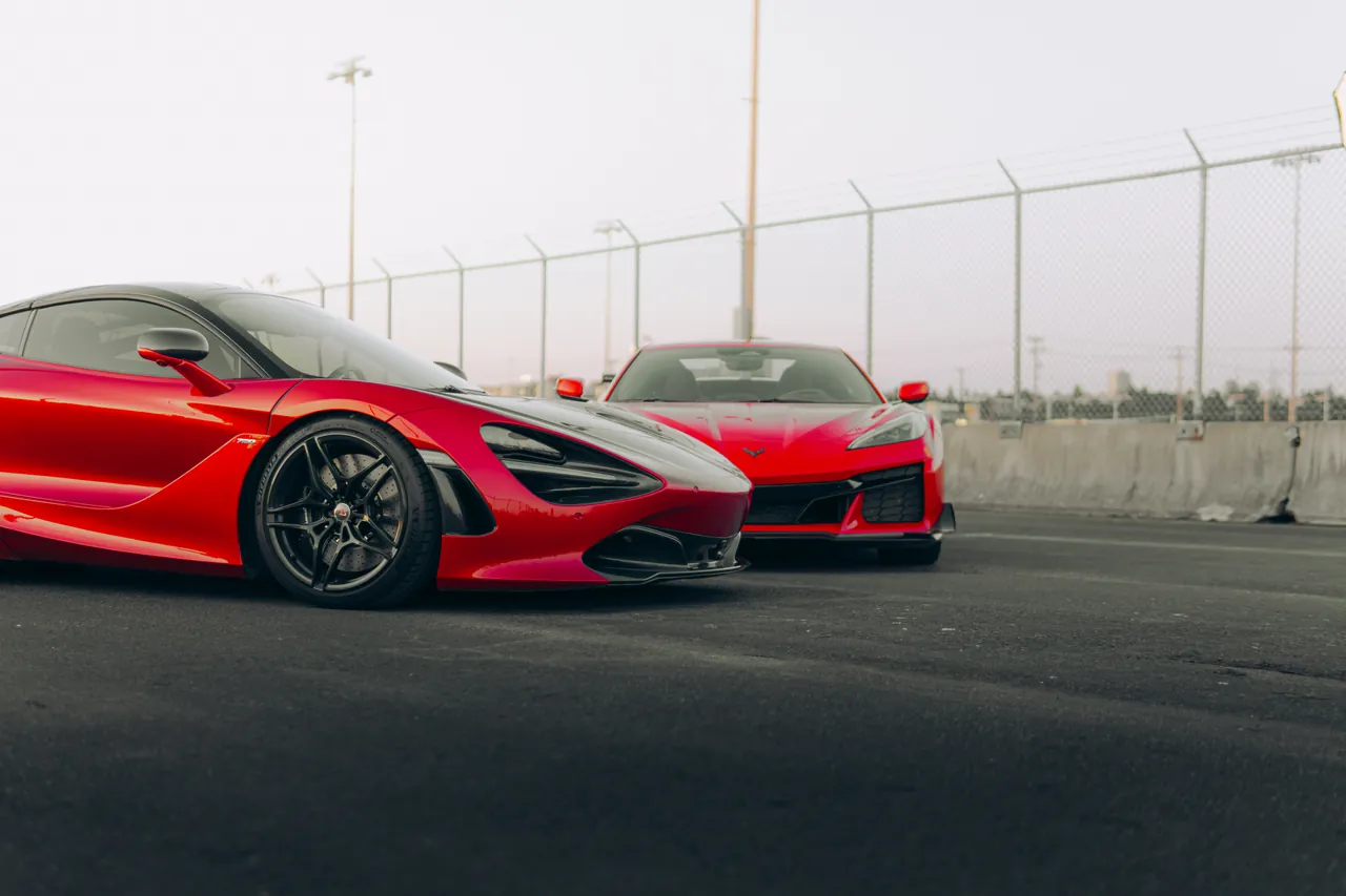 McLaren 720S and Ferrari photographed at Harbor Island, Seattle, 2025-05-05.